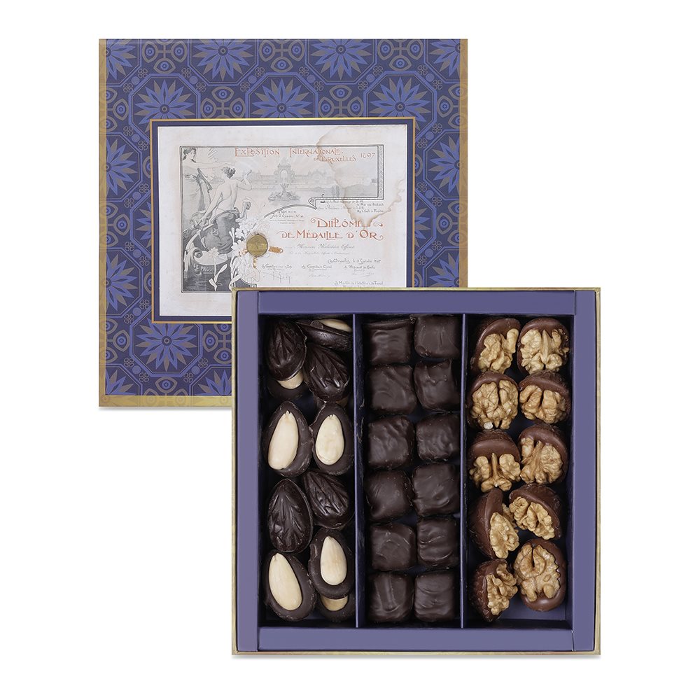 Çikolata Kaplı Ekstra Fıstıklı Lokum, Cevizli ve Bademli Madlen