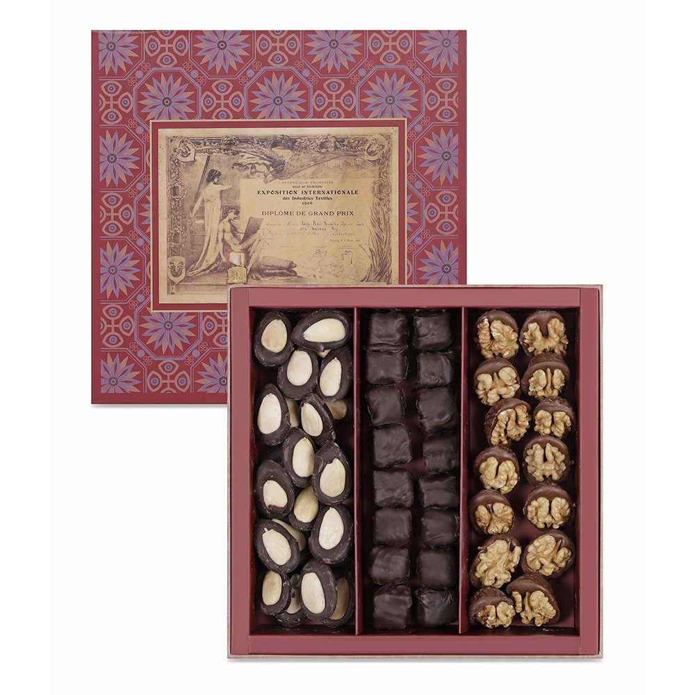 Çikolata Kaplı Fıstıklı Lokum Cevizli ve Bademli Madlen