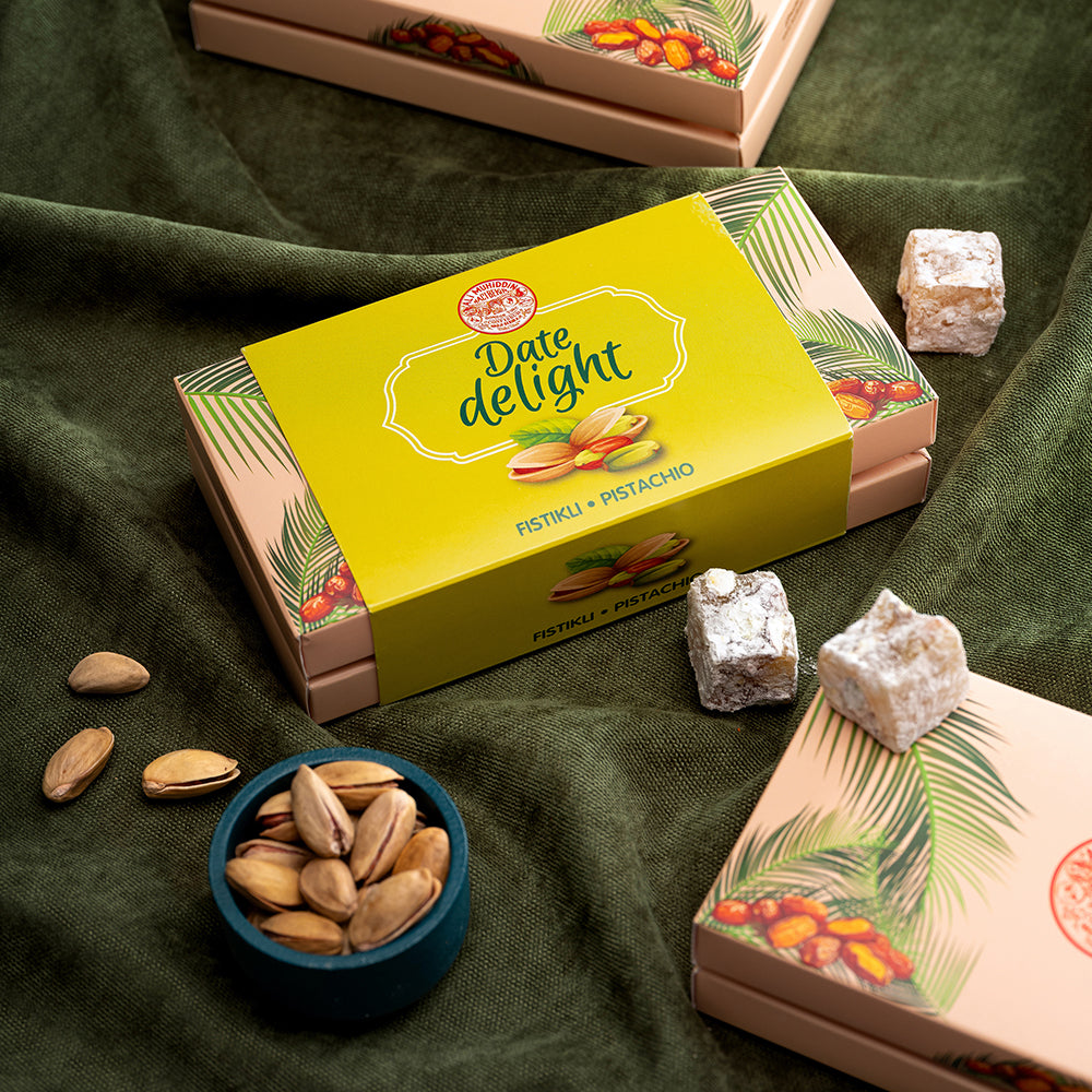 Fıstıklı Date Delight