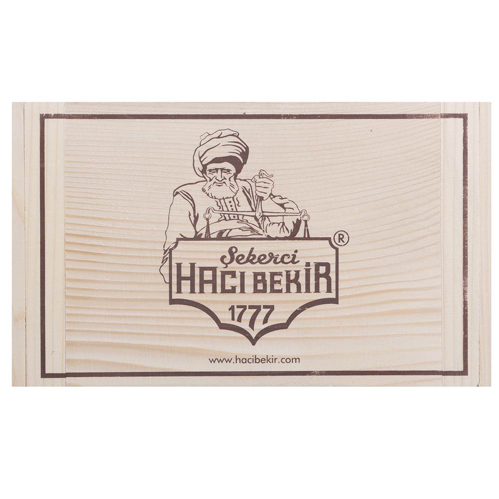 Besondere Box mit extra Pistazien-Lokum – Holzkiste 500 g.